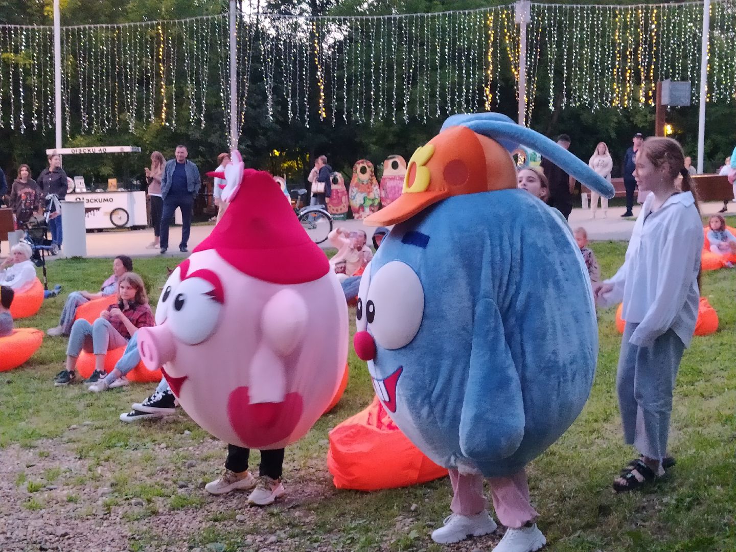 Истра, смешарики, парк, ночь