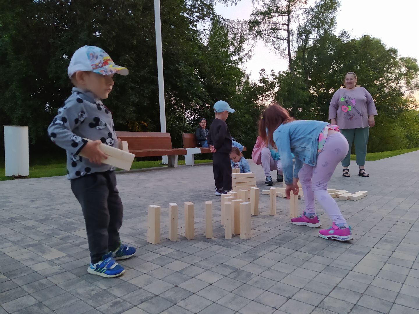 Истра, парк, дженга, ночь