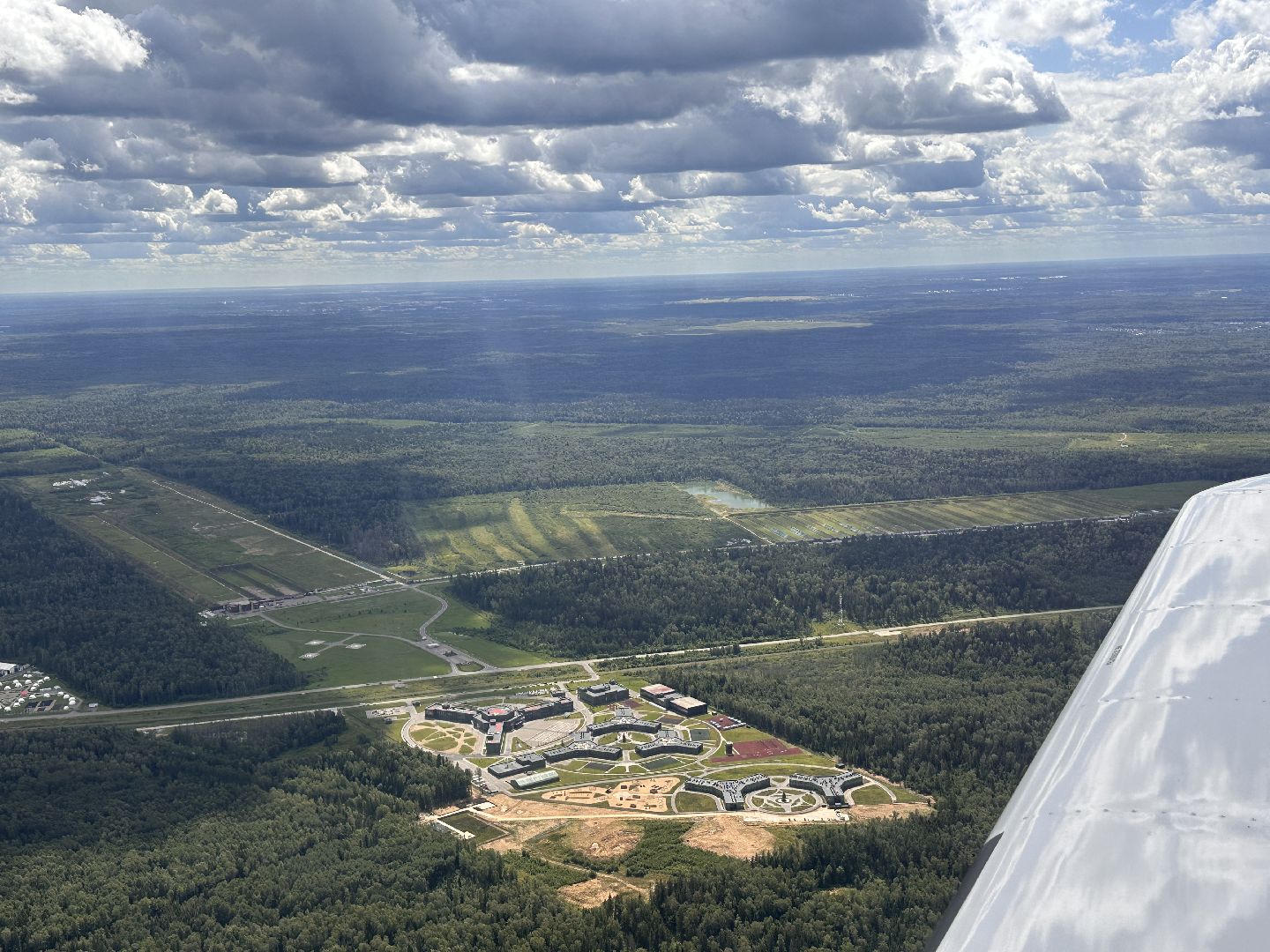 Храм вооружённых сил России, частный пилот, частная авиация, поиск людей, женщина -лётчик, Skyleader-500, парк «Патриот», Кубинка