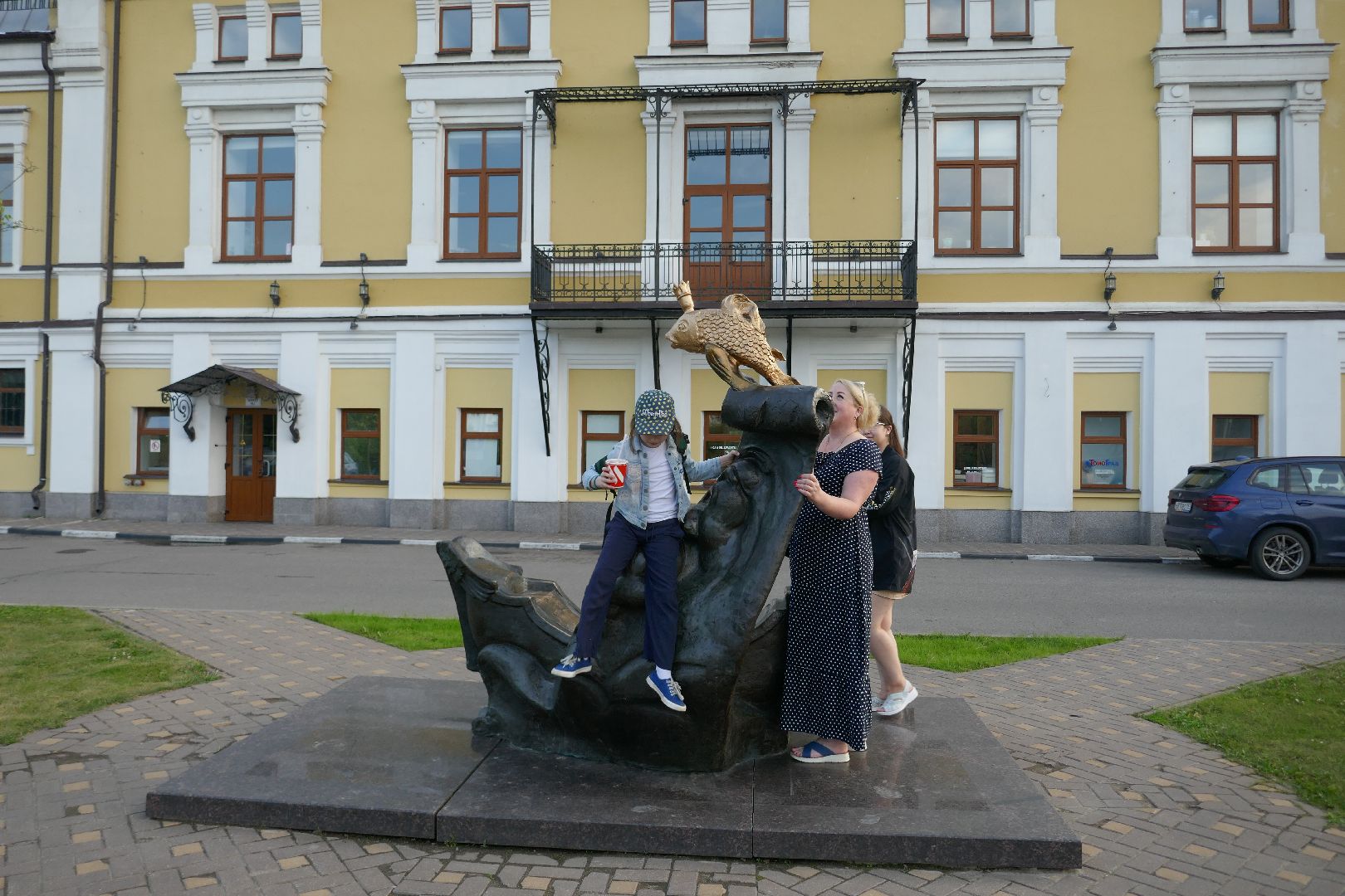 Подольск, Золотая рыбка, скульптура, туризм, путешествия, Подмосковье