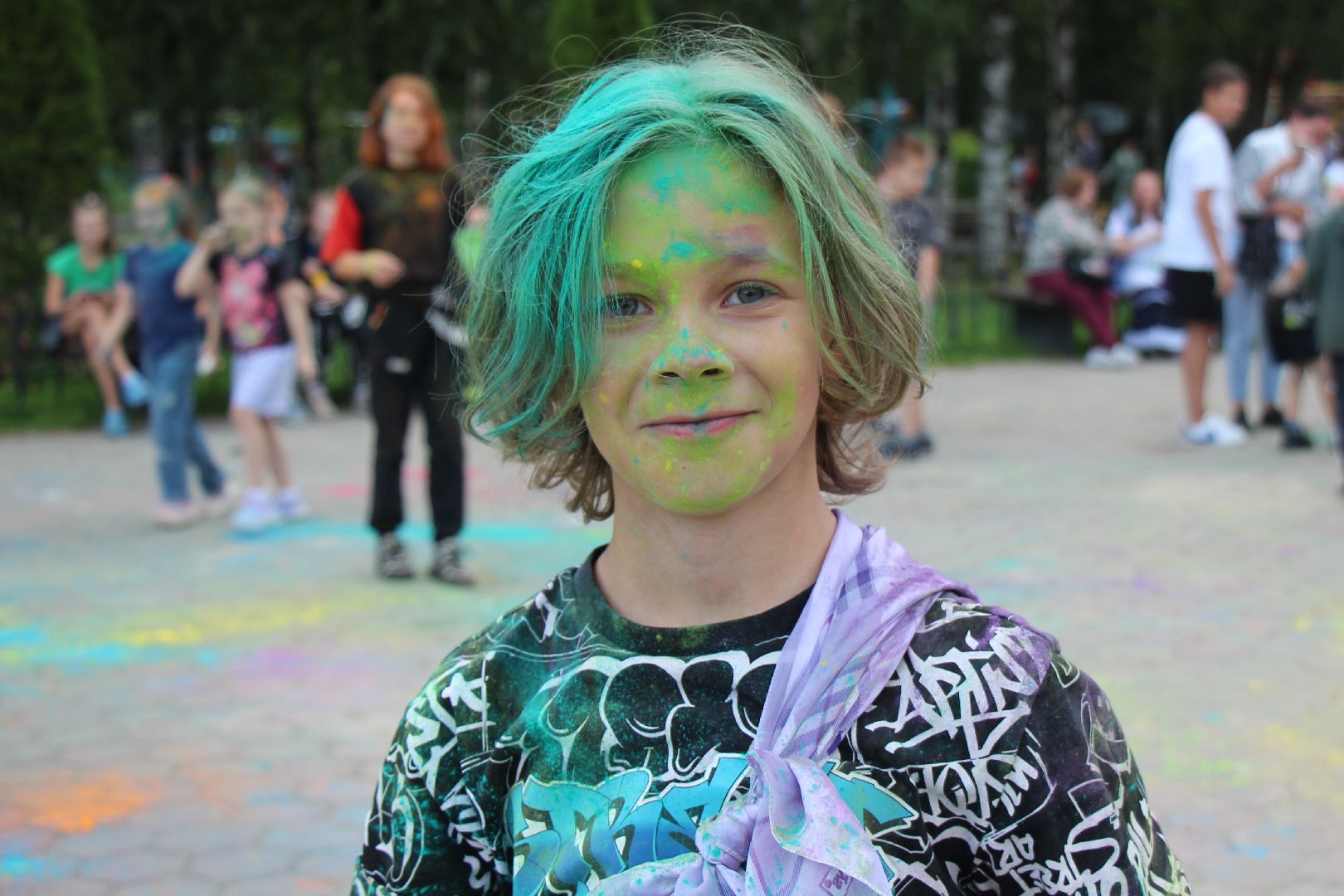 Лобня, краски, фестиваль