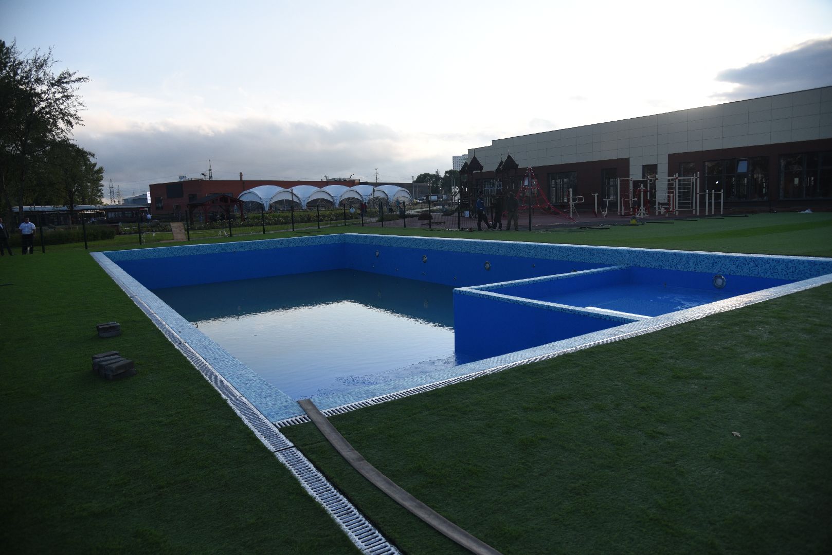 Химки, Сходня, парк, бассейн