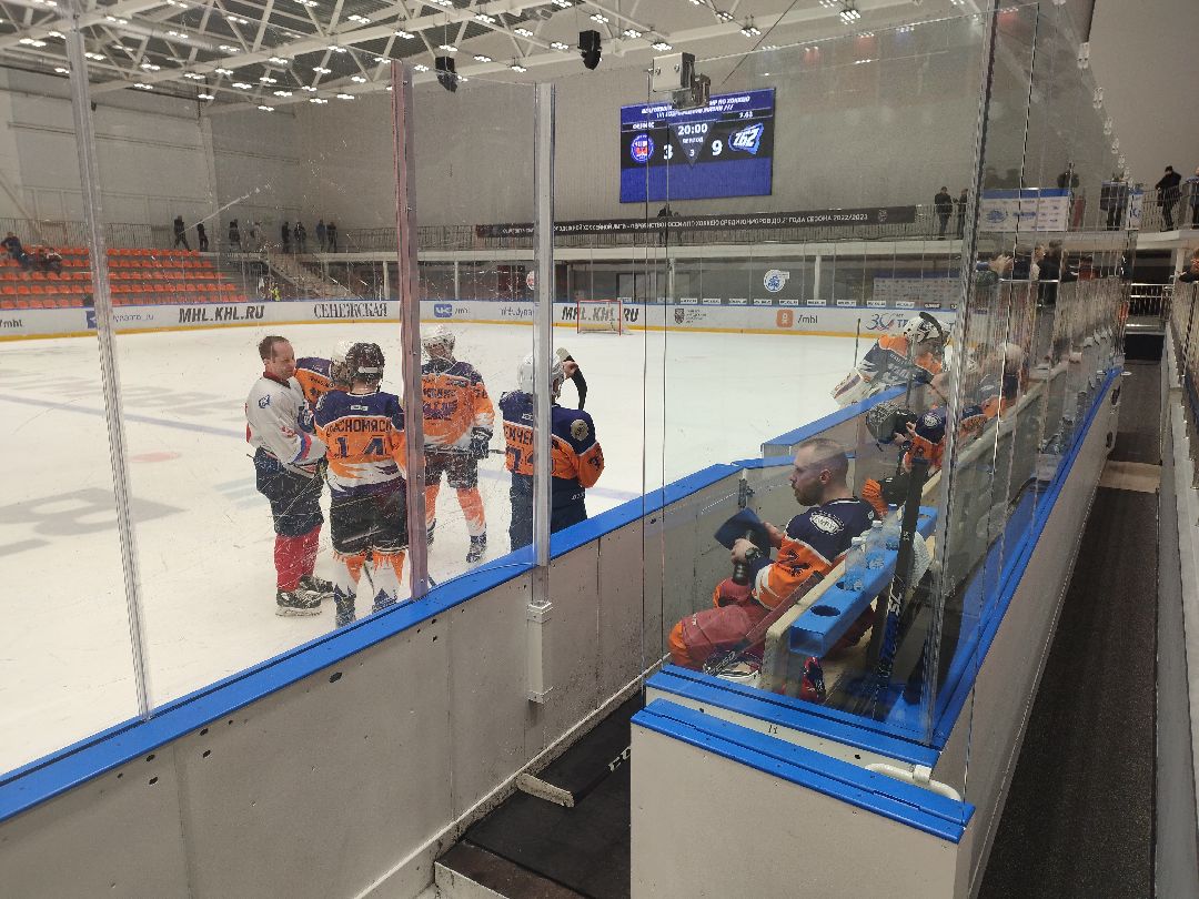 Красногорск, хоккей, СВО, волонтеры, благотворительность