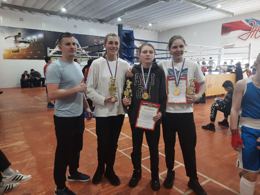 бокс, Тарачанов Станислав, Олег Баранов, Открытый боксёрский ринг, Дмитровский Погост, СВО, спорт, детский спорт