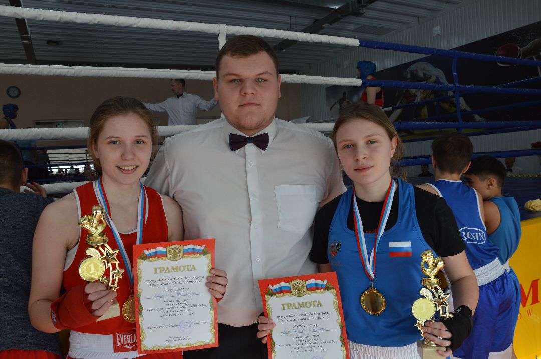 бокс, Тарачанов Станислав, Олег Баранов, Открытый боксёрский ринг, Дмитровский Погост, СВО, спорт, детский спорт