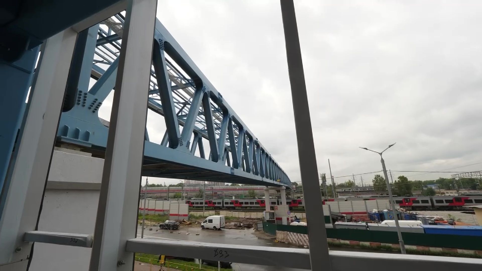 Реутов, строительство, переход, над землёй