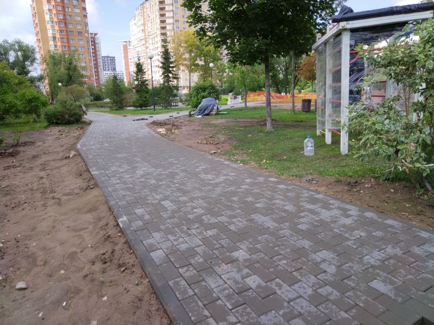 Мытищи, Ядреевский пруд, благоустройство, сквер на улице Колпакова