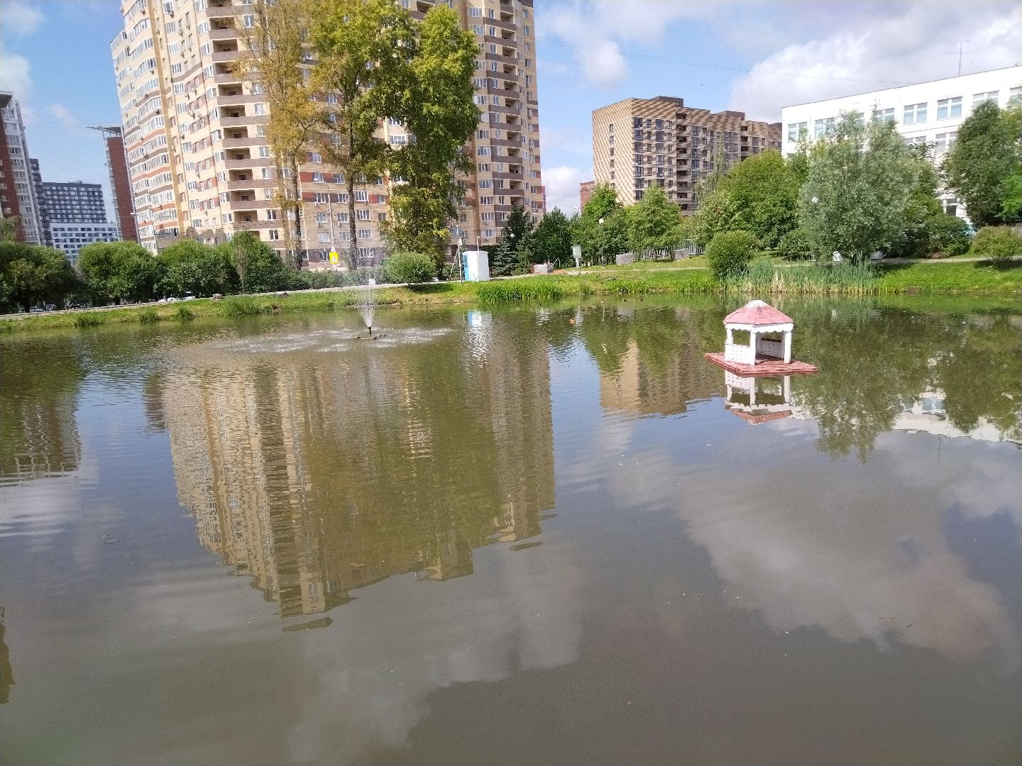 Мытищи, Ядреевский пруд, благоустройство, сквер на улице Колпакова