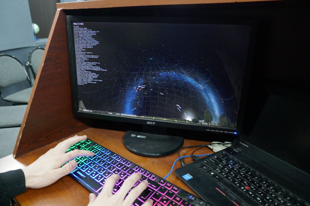 Спутник, Подольск, космос