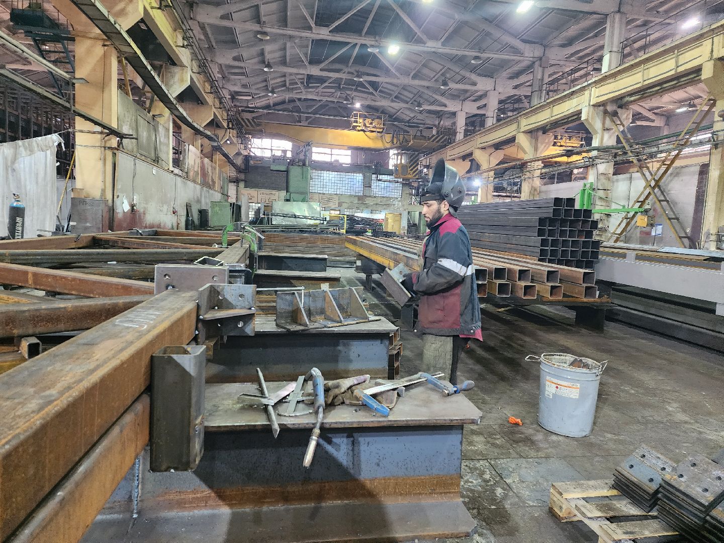 завод, премии, разработка