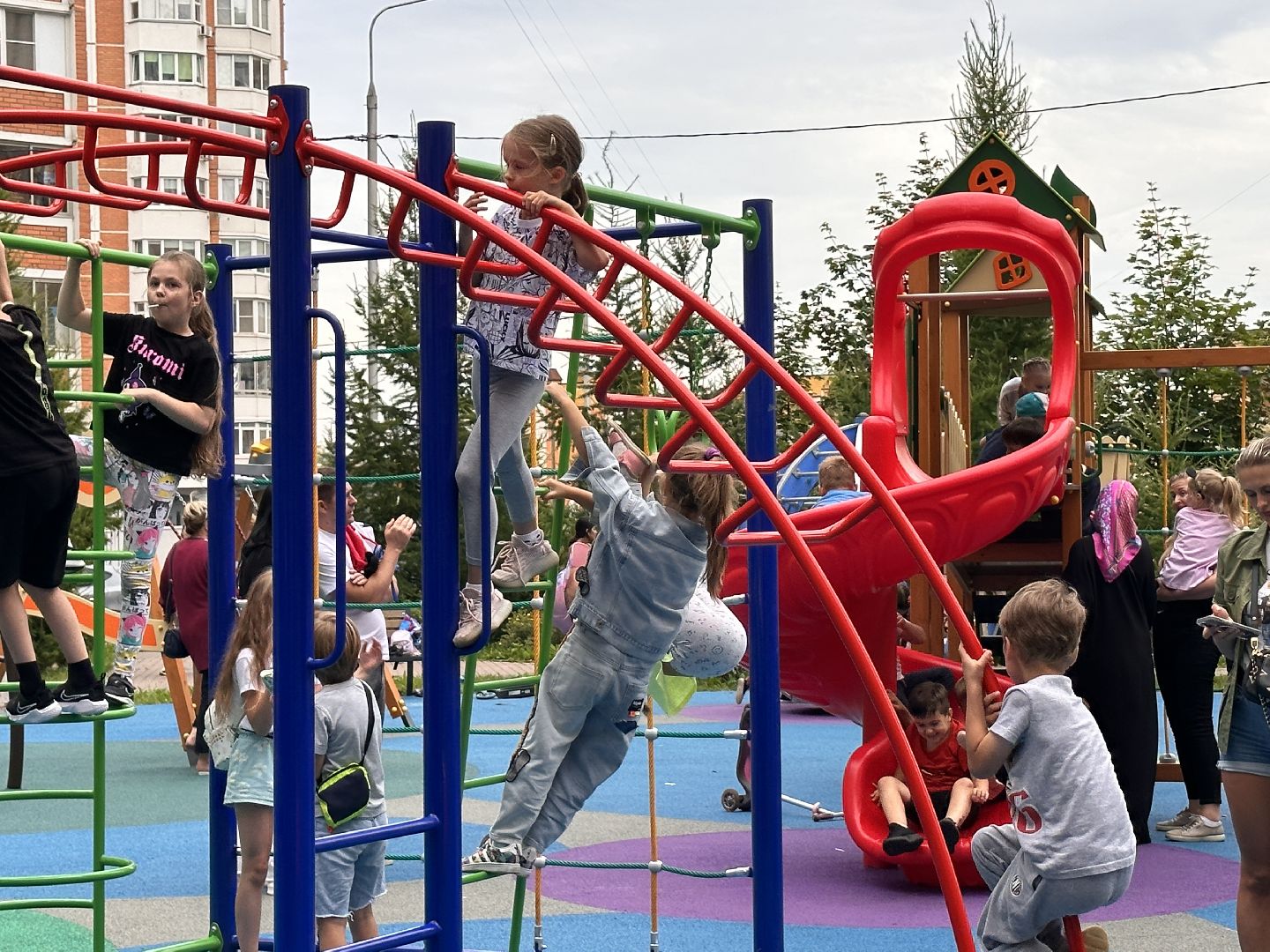 Одинцово, Праздник двора, Благоустройство, Новая детская площадка