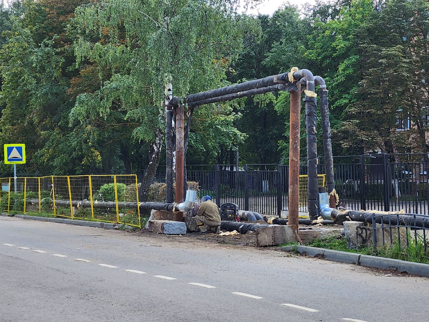 ЖКХ, трубопровод, жители, горячая вода