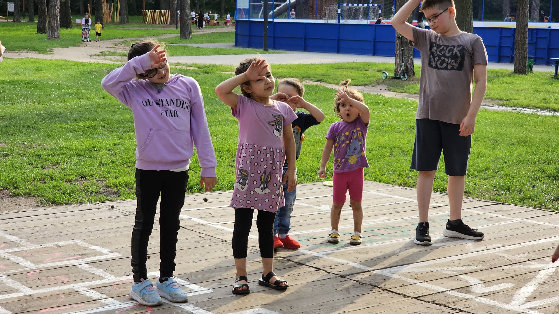 отдых, танцы, разминка, Кузьминский лесопарк