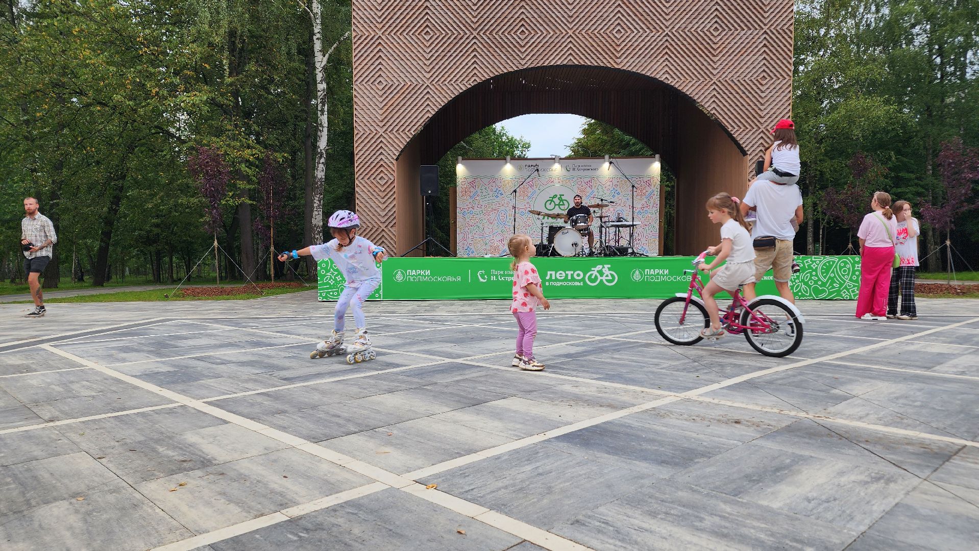 Ступино, молодежное лето, уличные музыканты