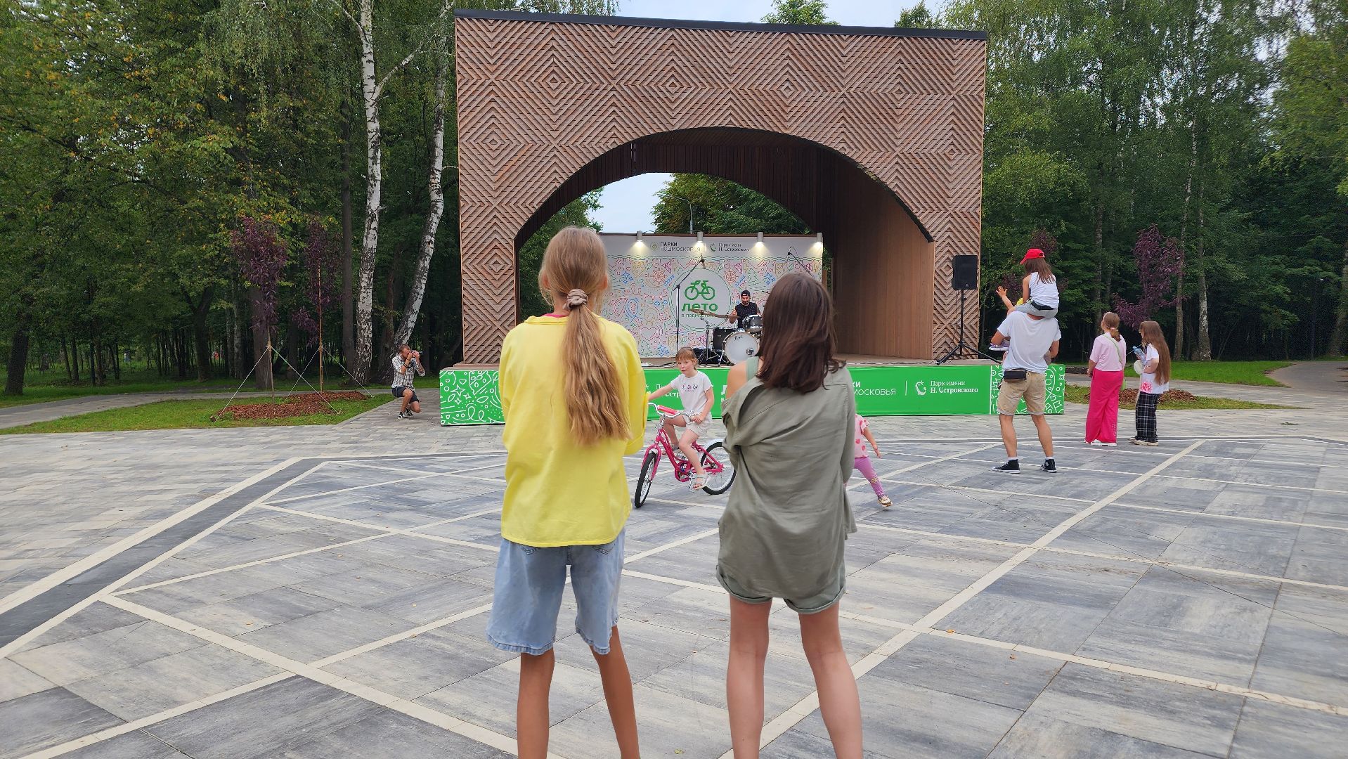 Ступино, молодежное лето, уличные музыканты