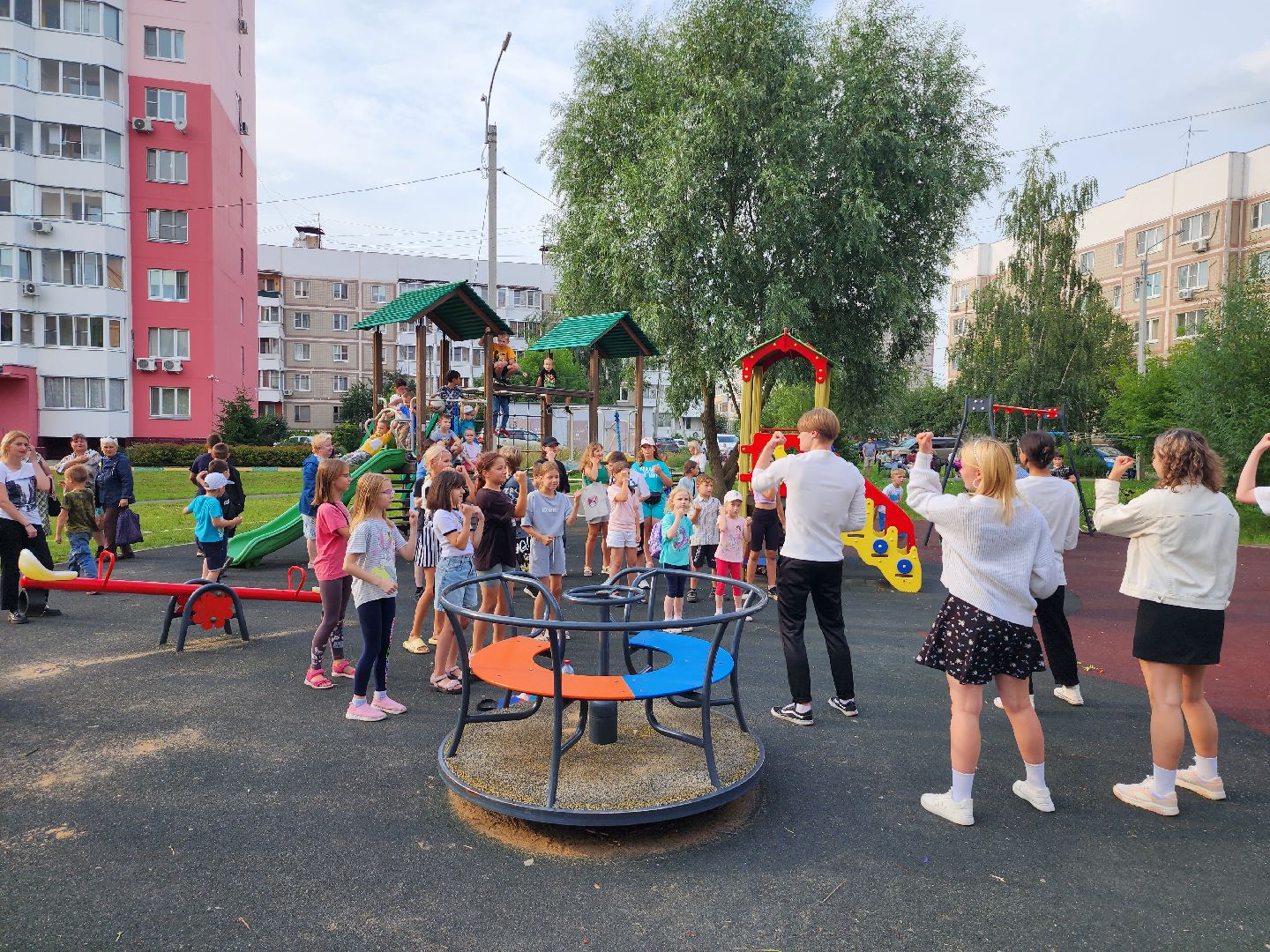 день двора, серпухов, мотозаводской проезд, улица юбилейная, двор, дети,