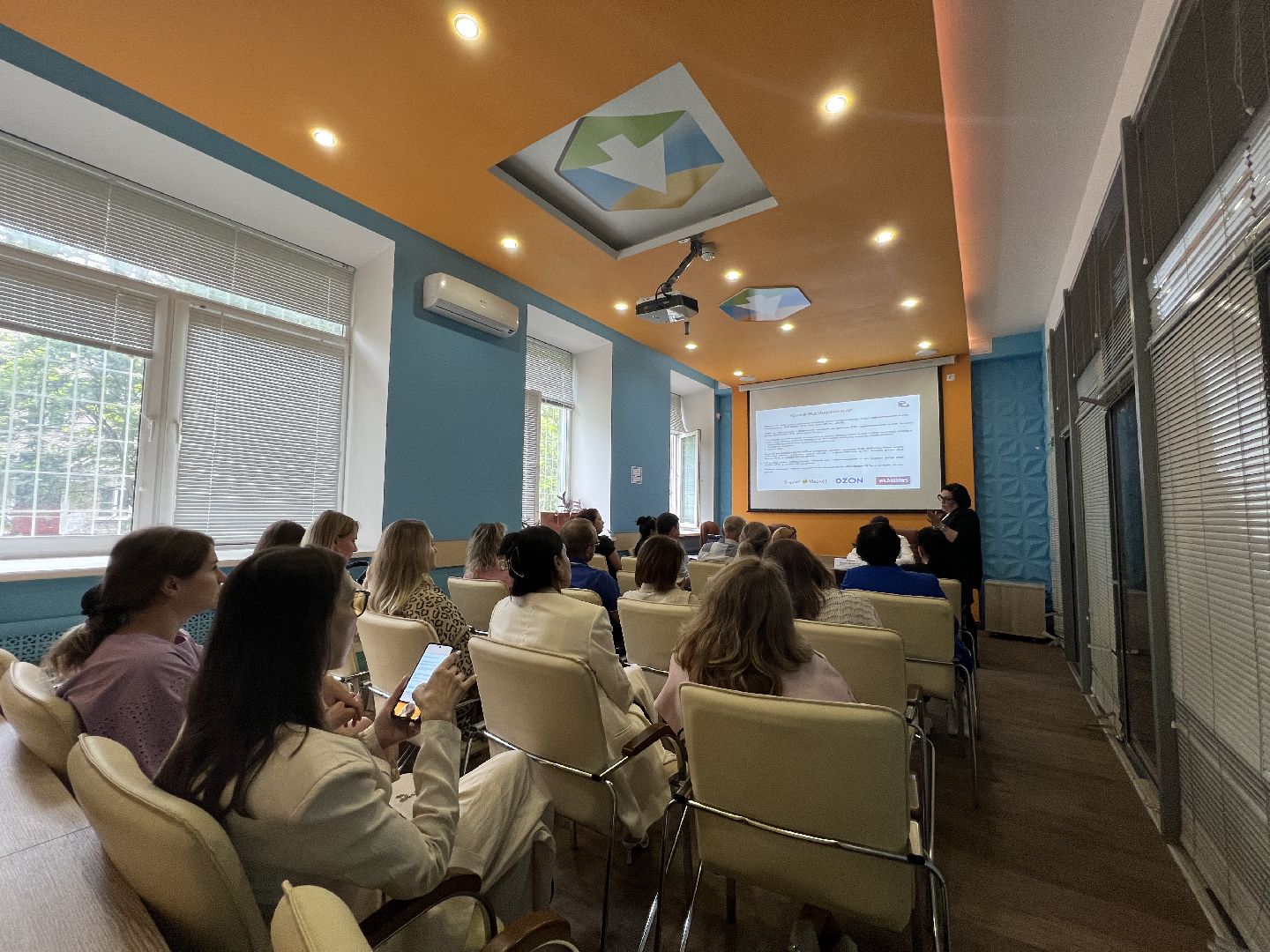 Химки, экономика, предприниматели, круглый стол, меры поддержки