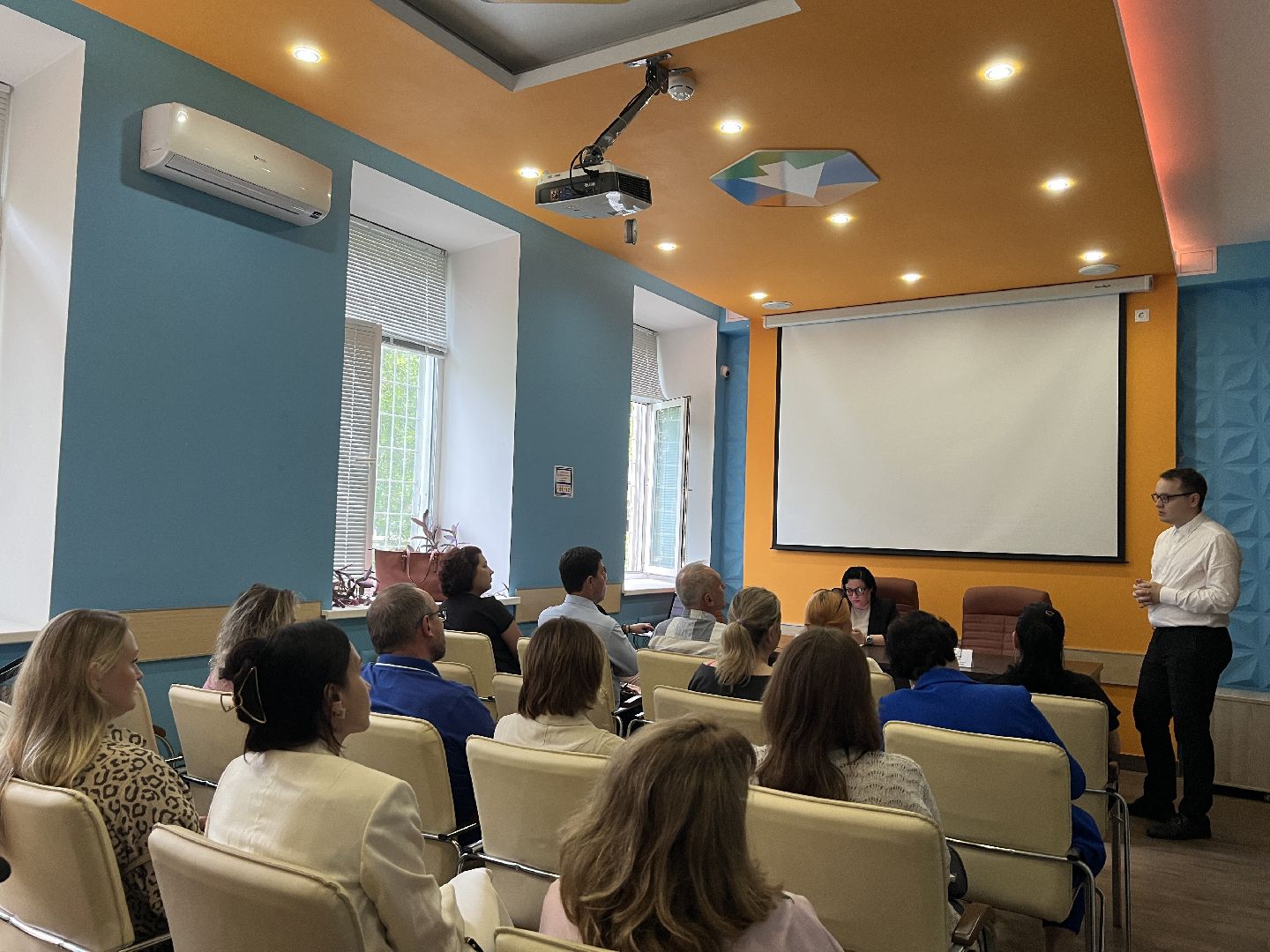 Химки, экономика, предприниматели, круглый стол, меры поддержки