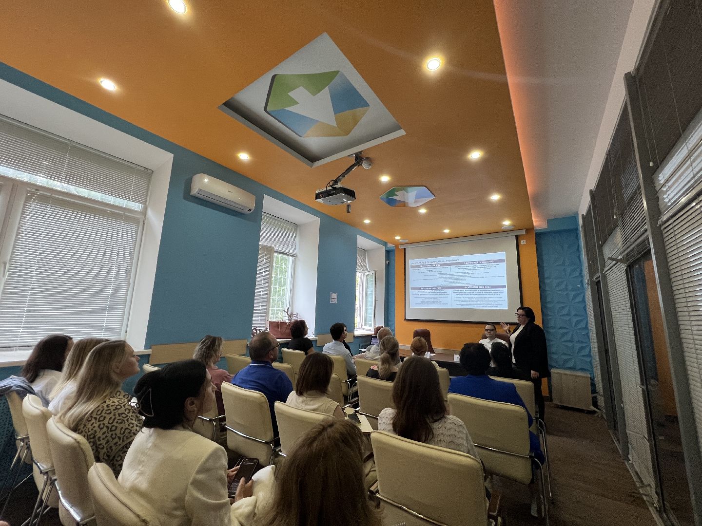 Химки, экономика, предприниматели, круглый стол, меры поддержки