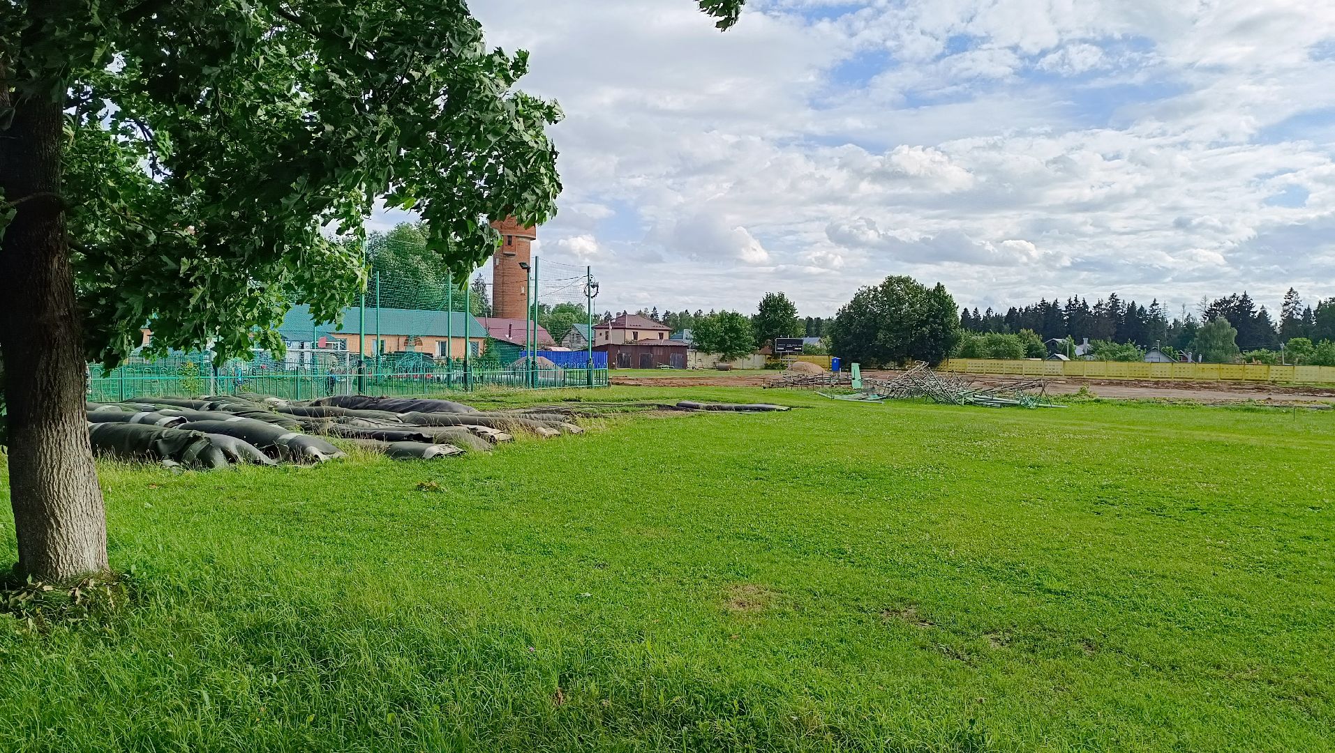 Лобня, спорт, стадион