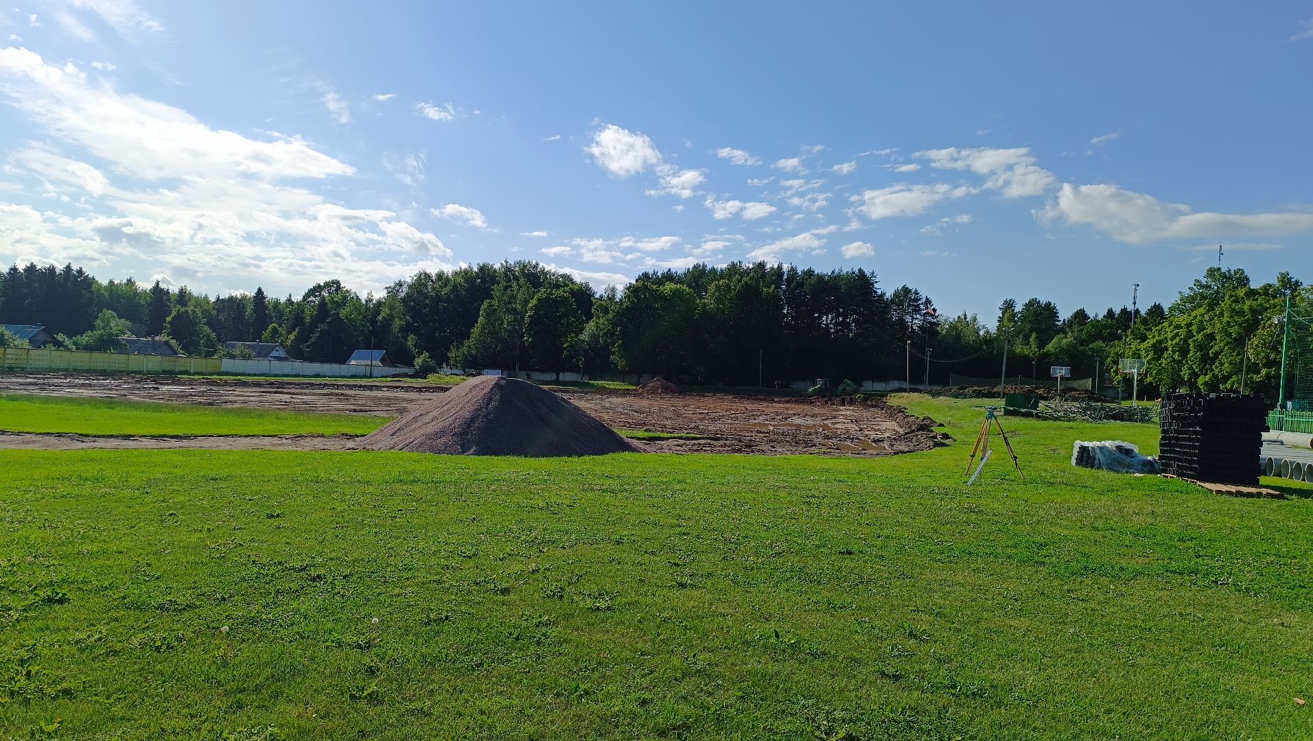 Лобня, спорт, стадион