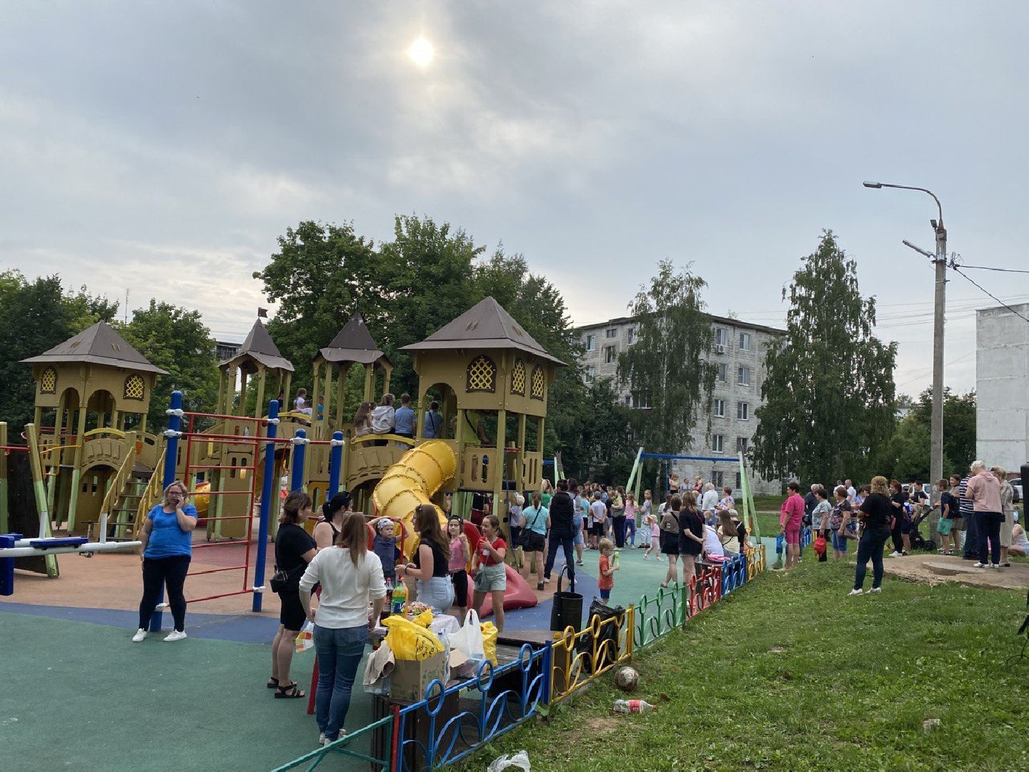 Чехов, праздник, ЖКХ, жители, двор, дети