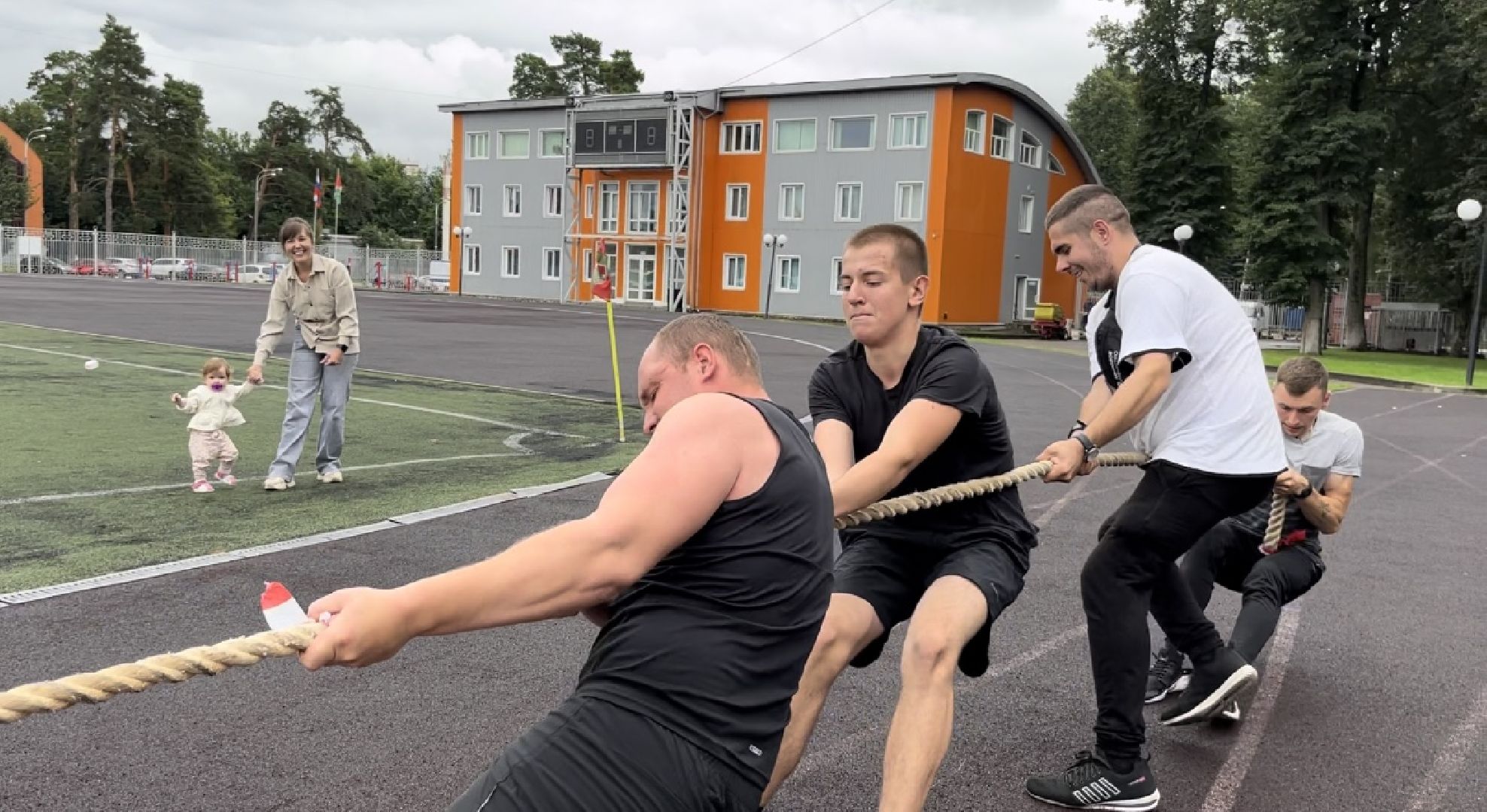 Наро-Фоминск, эстафета, патриотическое воспитание, ни шагу назад