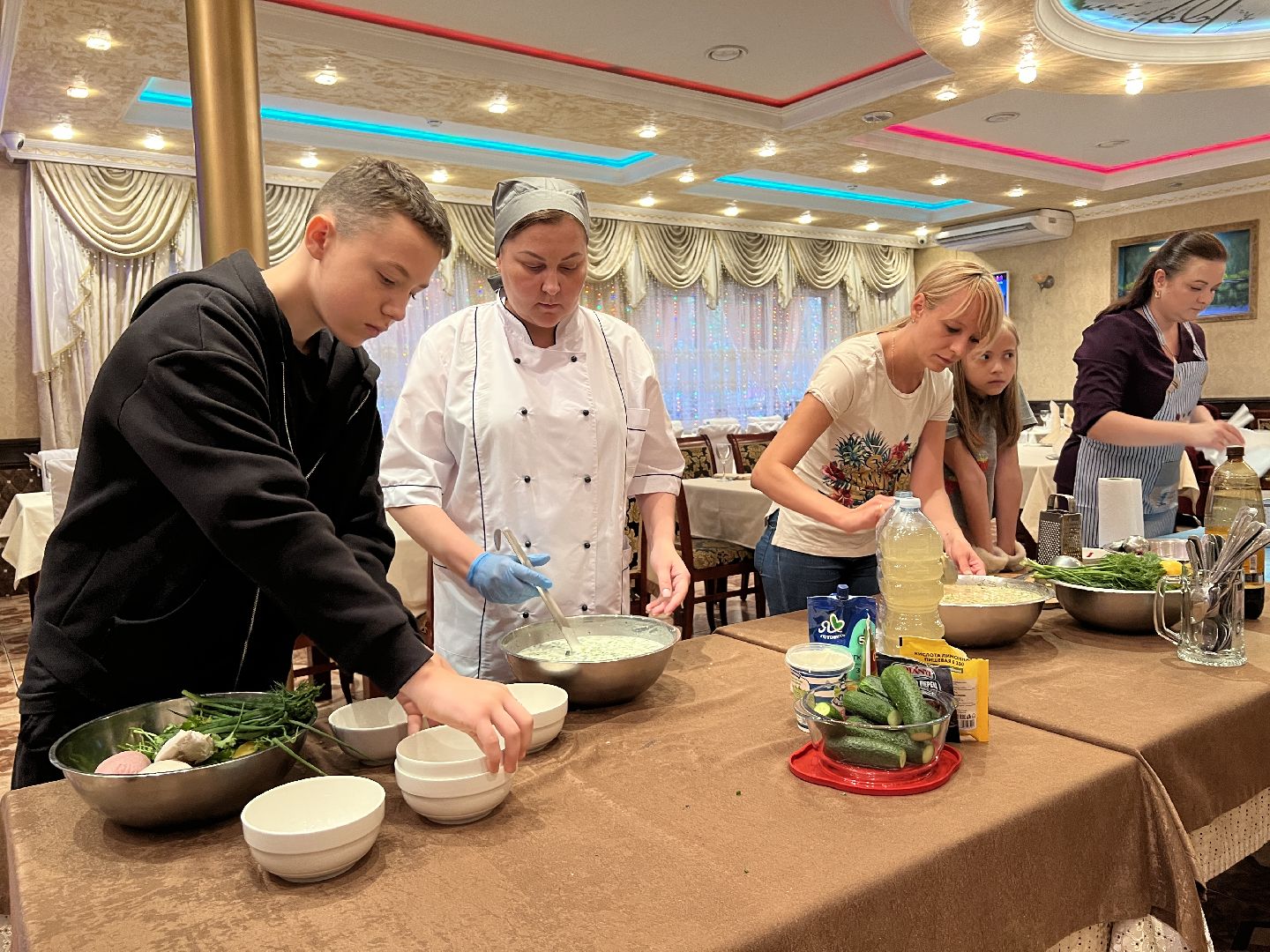 Химки, окрошка, Лебединое озеро, чемпионат