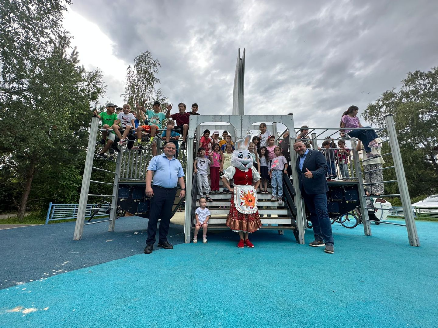 Губернаторская площадка, детский игровой комплекс, Софьино, Селятино