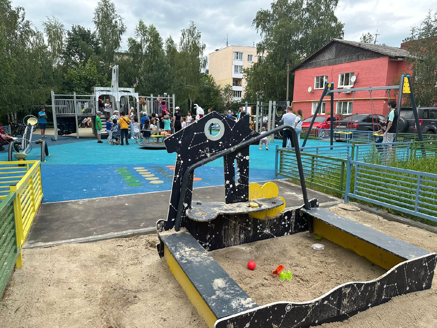 Губернаторская площадка, детский игровой комплекс, Софьино, Селятино