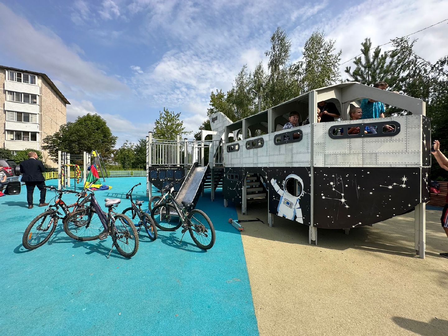 Губернаторская площадка, детский игровой комплекс, Софьино, Селятино