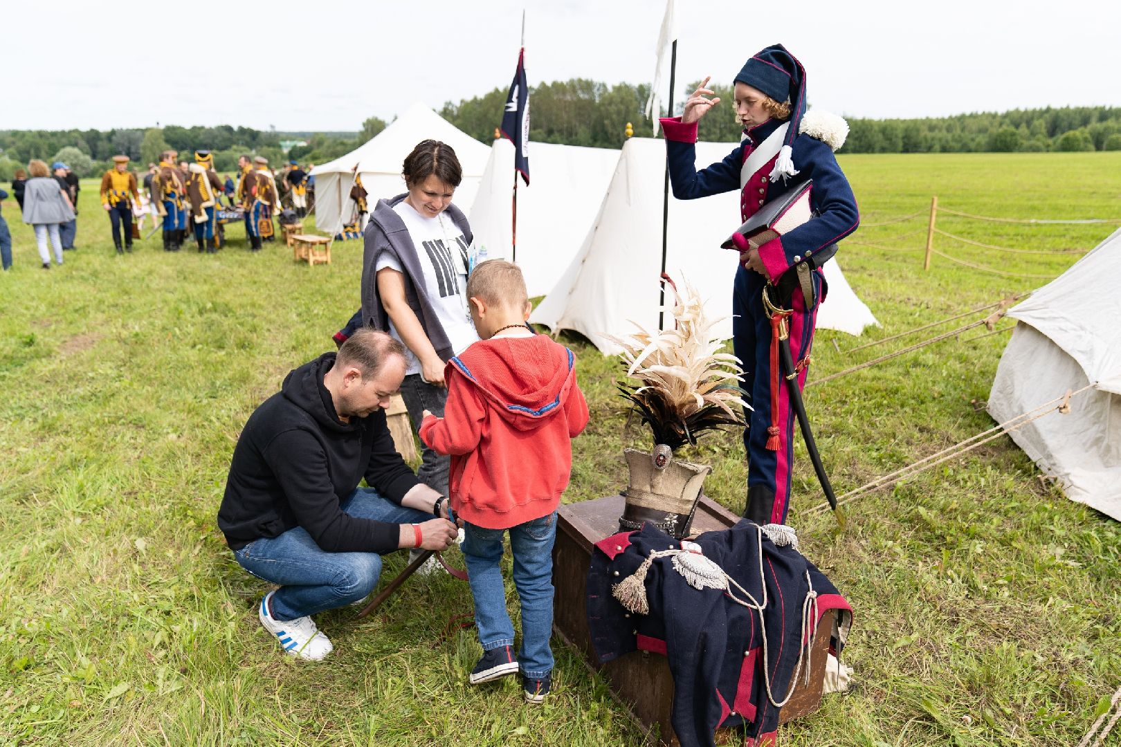 Можайск, Можайский городской округ, Подмосковье, фестиваль, партизаны, Бородинское поле, реконструкторы, Денис Давыдов, бой