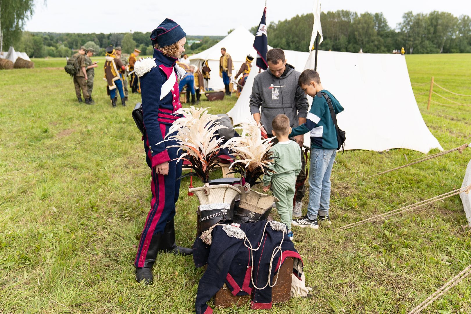 Можайск, Можайский городской округ, Подмосковье, фестиваль, партизаны, Бородинское поле, реконструкторы, Денис Давыдов, бой