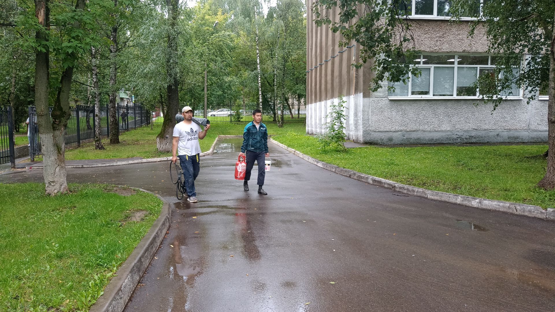 Реутов, образование, спортзал, ремонт, рабочие