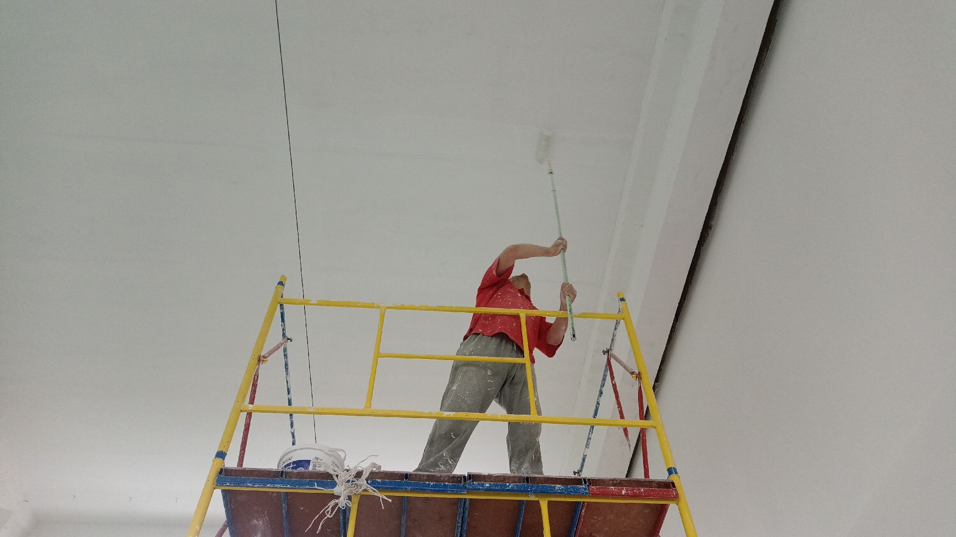 Реутов, образование, спортзал, ремонт, рабочие