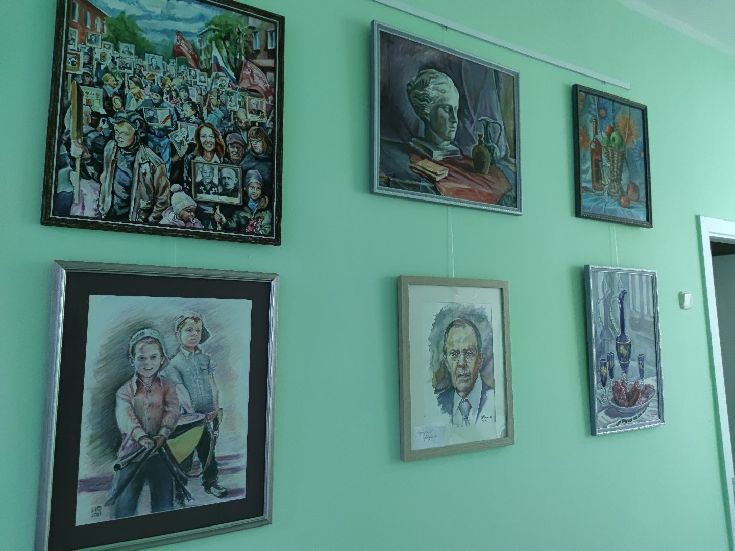 Картины, выставка, ФБУЗ МСЧ №9 ФМБА России, Дубна