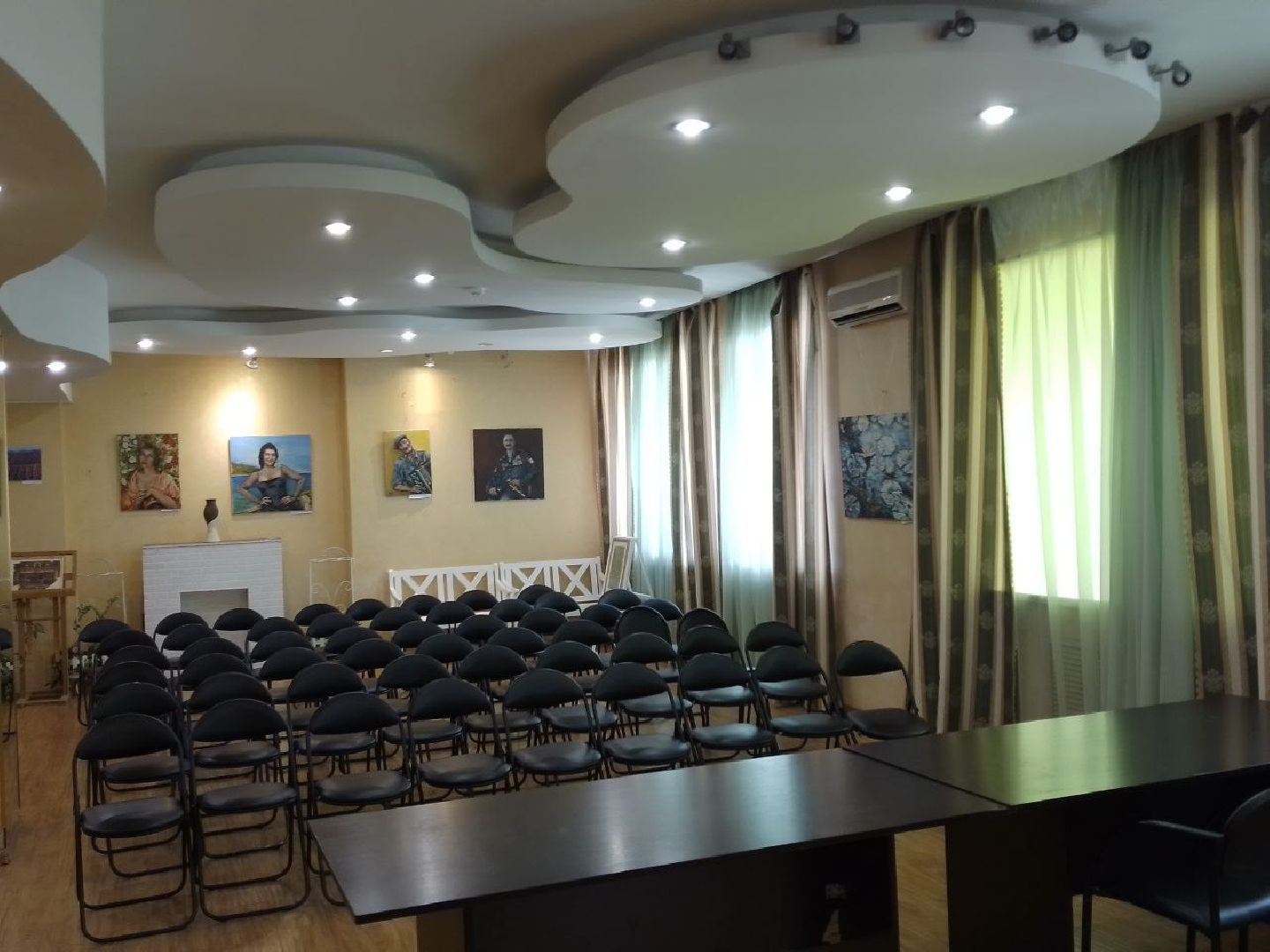 Чехов, культура, выставка, художник, Донбасс, картира