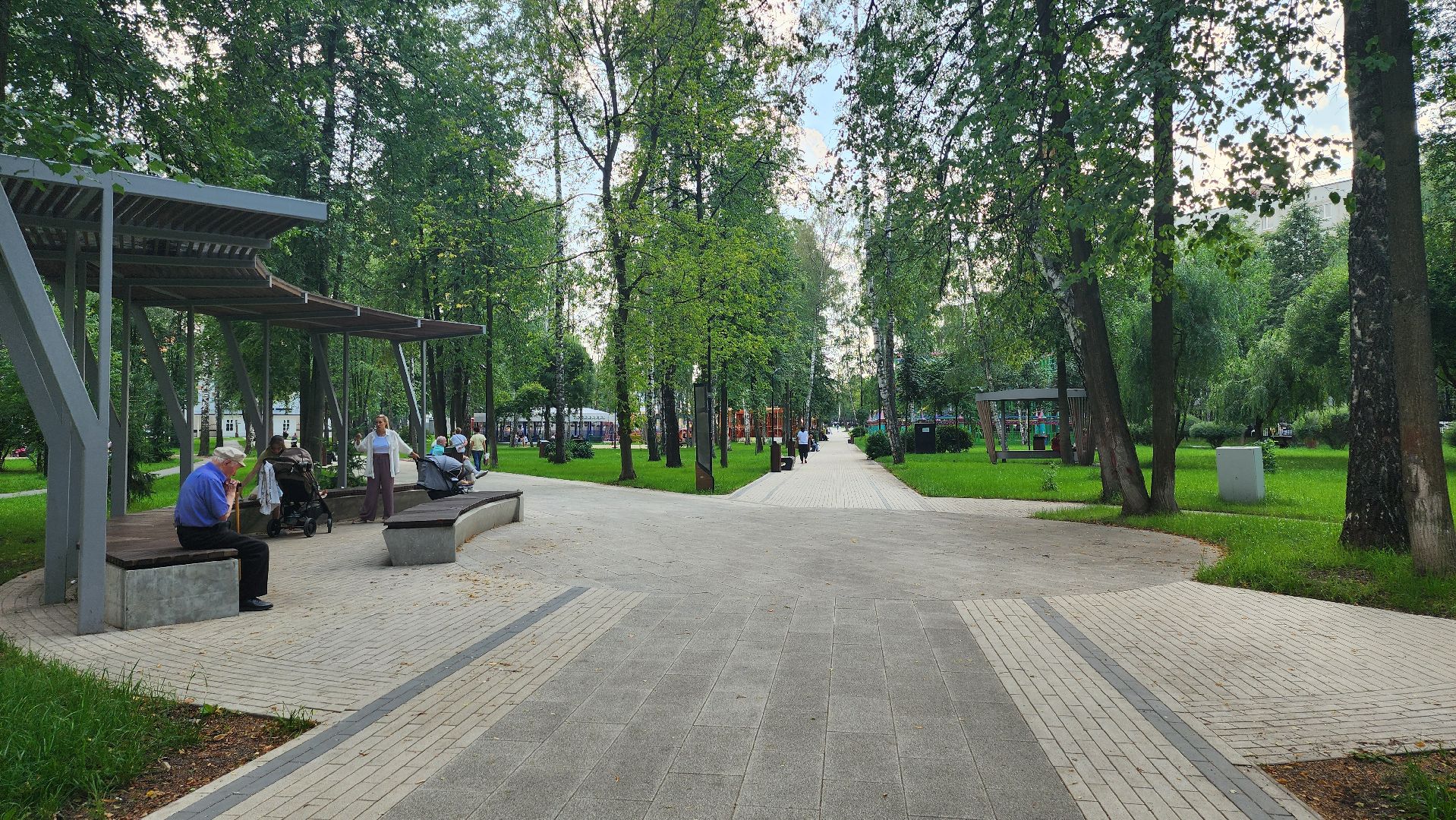 Пушкино, Пушкинский округ, парки Подмосковья, лето в Подмосковье, молодежь