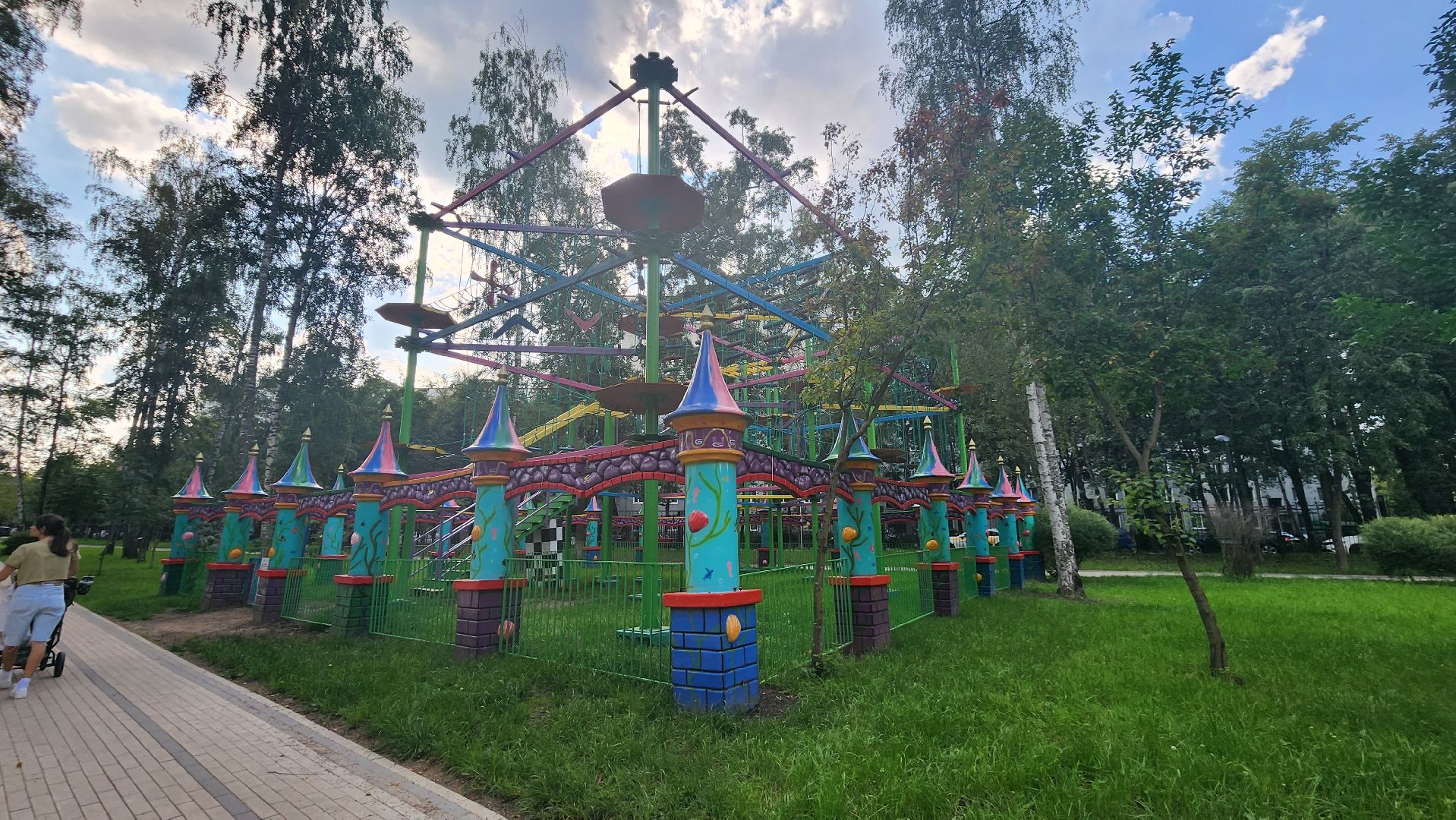 Пушкино, Пушкинский округ, парки Подмосковья, лето в Подмосковье, молодежь