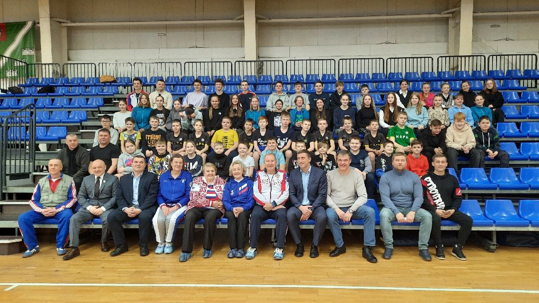 Озёры, Коломна, Орехово-Зуево, Воскресенск, Серебряные Пруды, Егорьевск, Котельники, Протвино, Химки, Щелково, Солнечногорск, Лосино-Петровский, Красногорск, Лобня, Долгопрудный, Зарайск, Кашира, Ступино, Волоколамск, Истра, Руза, Лотошино, Шаховская, Наро-Фоминск, Можайск, Мытищи, Одинцово, Звенигород, Краснознаменск, Павловский Посад, Дубна, Талдом, Сергиев Посад, Электрогорск, Электросталь, Пущино, Серпухов, Чехов, Жуковский, Шатура, Луховицы, Рошаль, Домодедово, Подольск, Ленинский г.о,. Фрязино, Пушкино, Королёв, Подмосковье сегодня, Телеканал 360tv, Радио 1, Реутов, Лыткарино, Люберцы, Дмитров, Клин, Раменское, Богородский, Черноголовка, Балашиха, Стрингеры, РИАМО, Трудовые резервы, Галина Горохова, Тамара Быкова, Лидия Иванова, Вячеслав Собченко