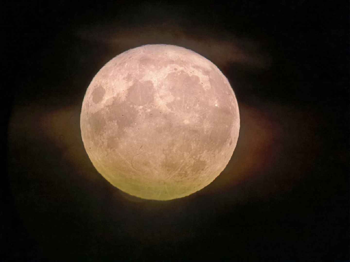 Можайск, Можайский городской округ, Подмосковье, Луна, Земля, суперлуние, осетровое суперлуние, астроном, астрология, явление