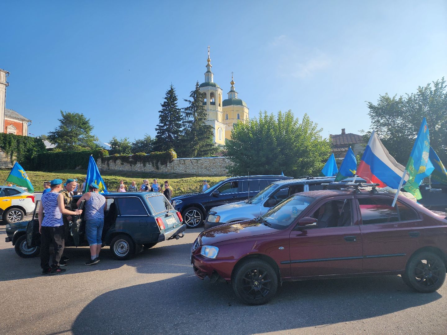 Серпухов, Подмосковье, День ВДВ, десантники, автопробег
