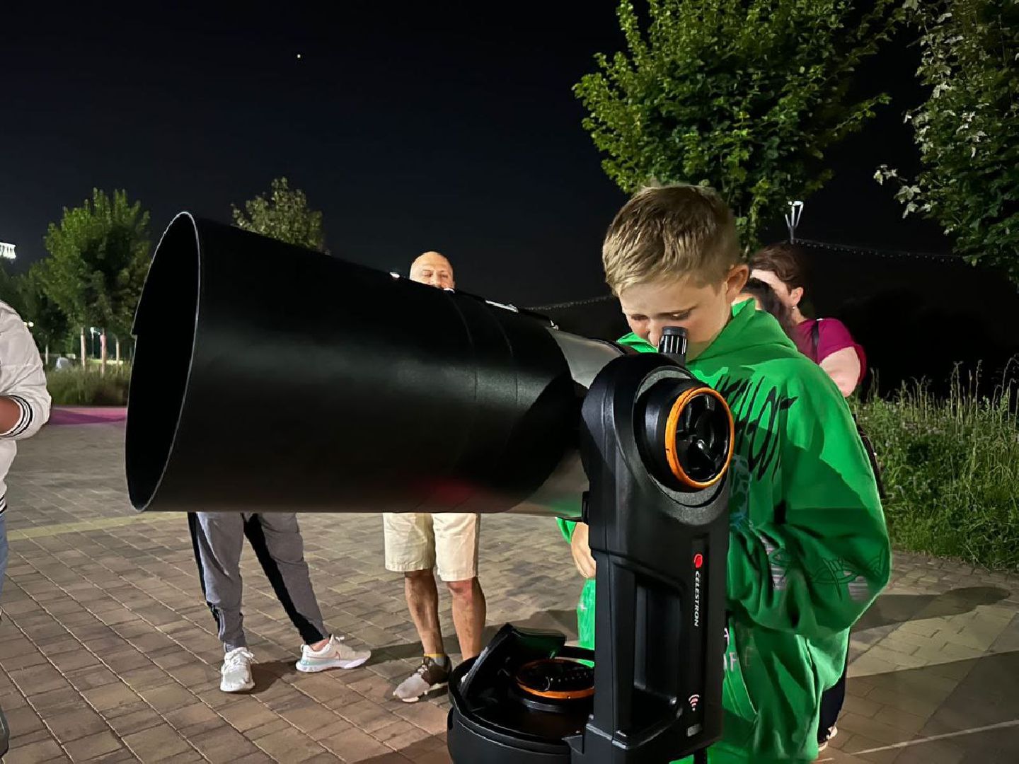 Луна, суперлуние, суперполнолуние, «Осетровая Луна», «Черничная Луна», «Луна Зеленой Кукурузы», «ЛунаПшеницы»