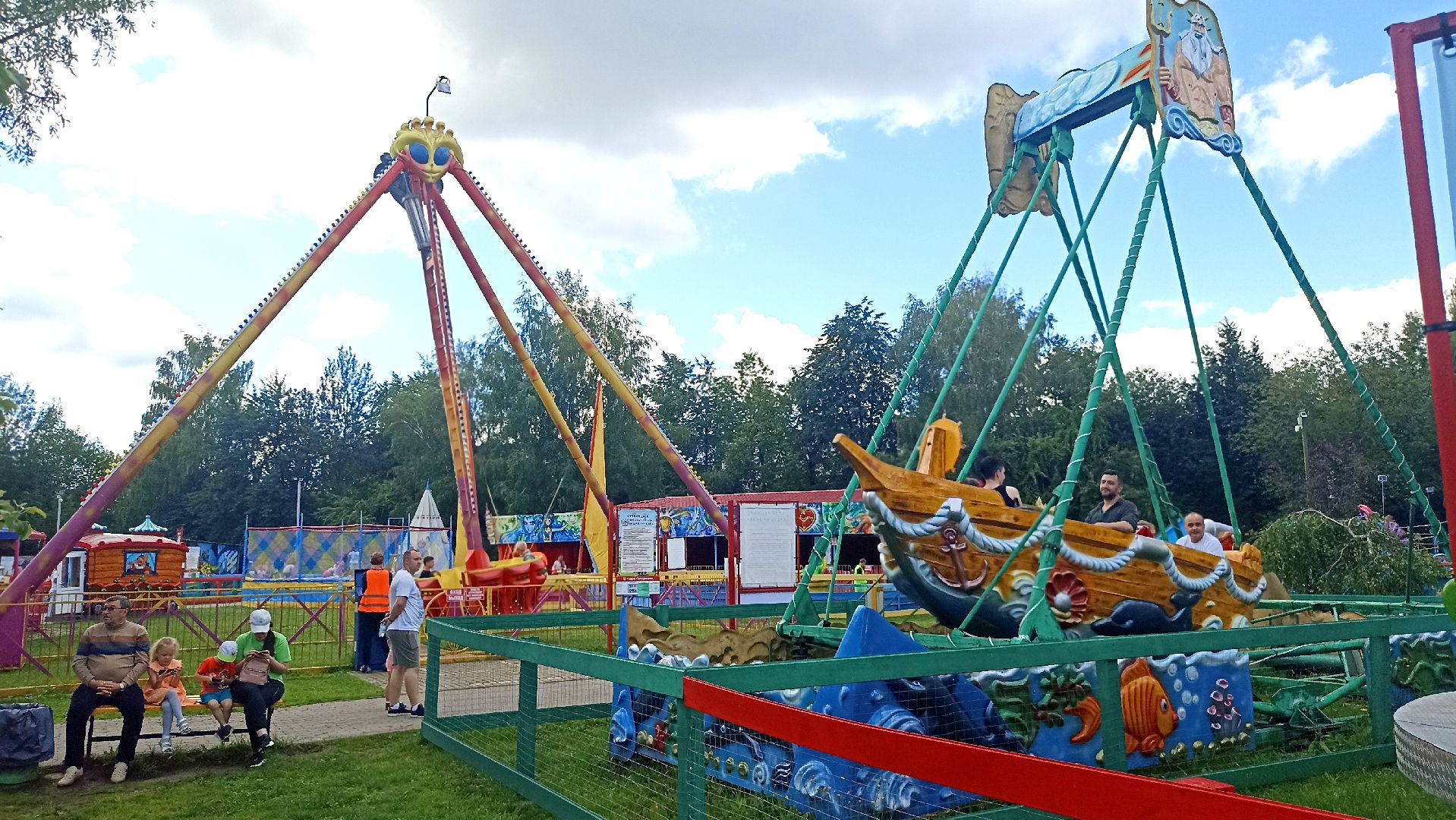 Серпухов, Подмосковье, дети, парк, аттракционы, лето