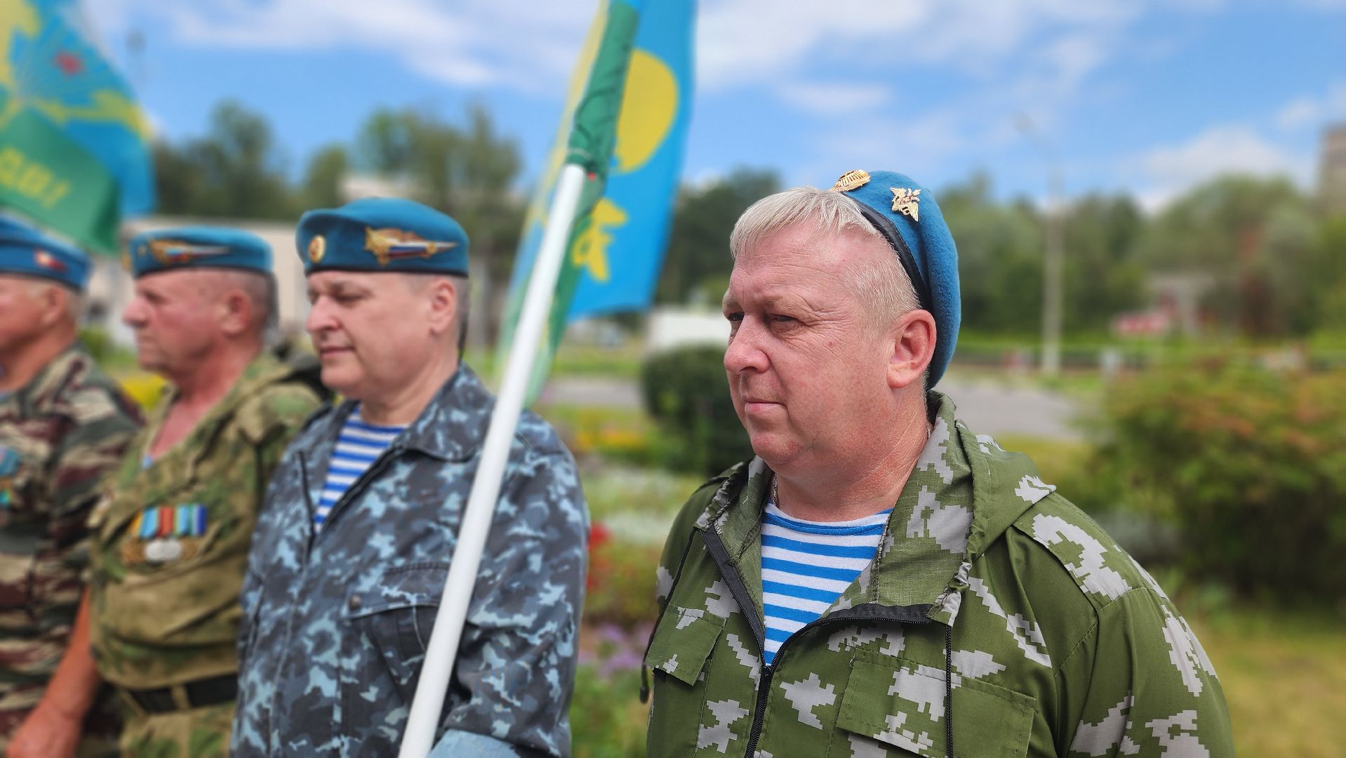 ВДВ, торжественный митинг, Протвино, голубые береты, закладной камень