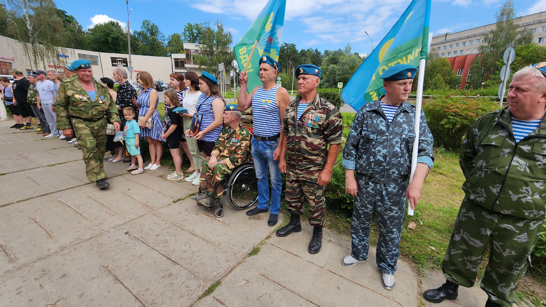 ВДВ, торжественный митинг, Протвино, голубые береты, закладной камень