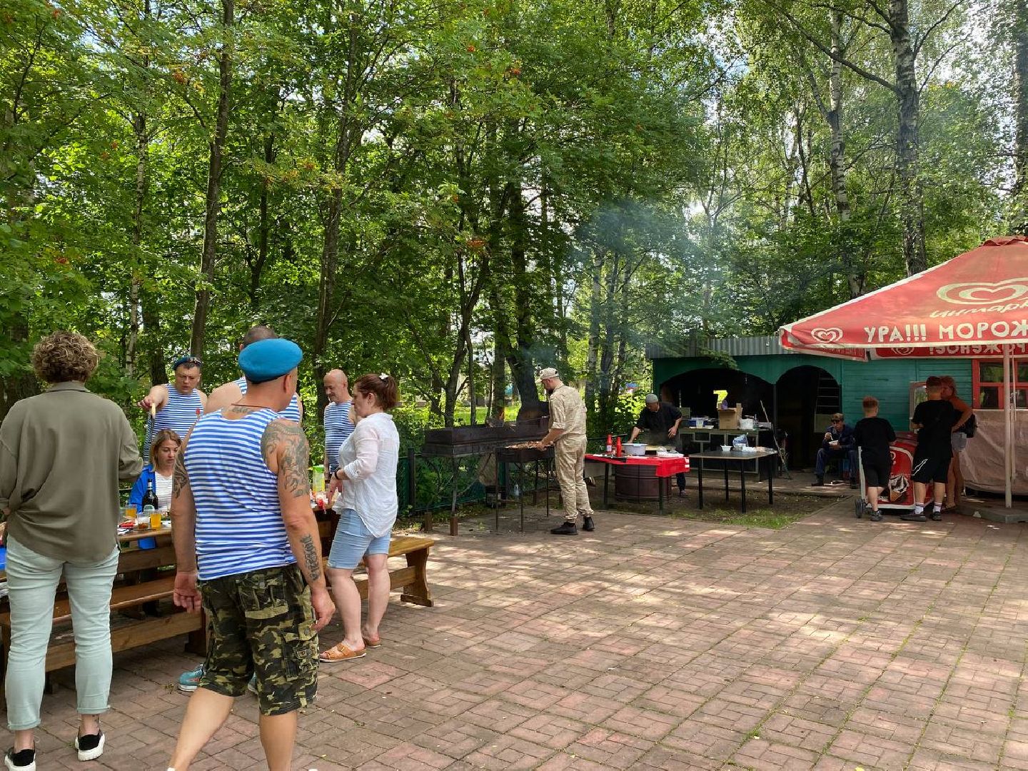 Чехов, ВДВ, праздник, угощения, аэроклуб ДОСААФ