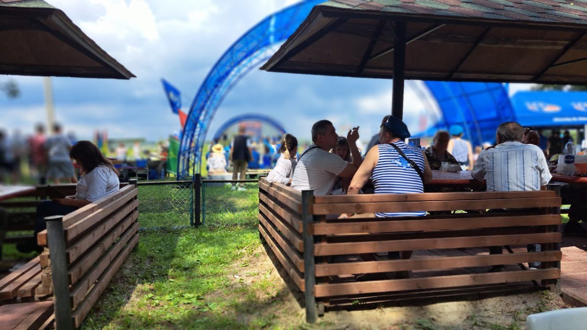 Чехов, ВДВ, праздник, угощения, аэроклуб ДОСААФ