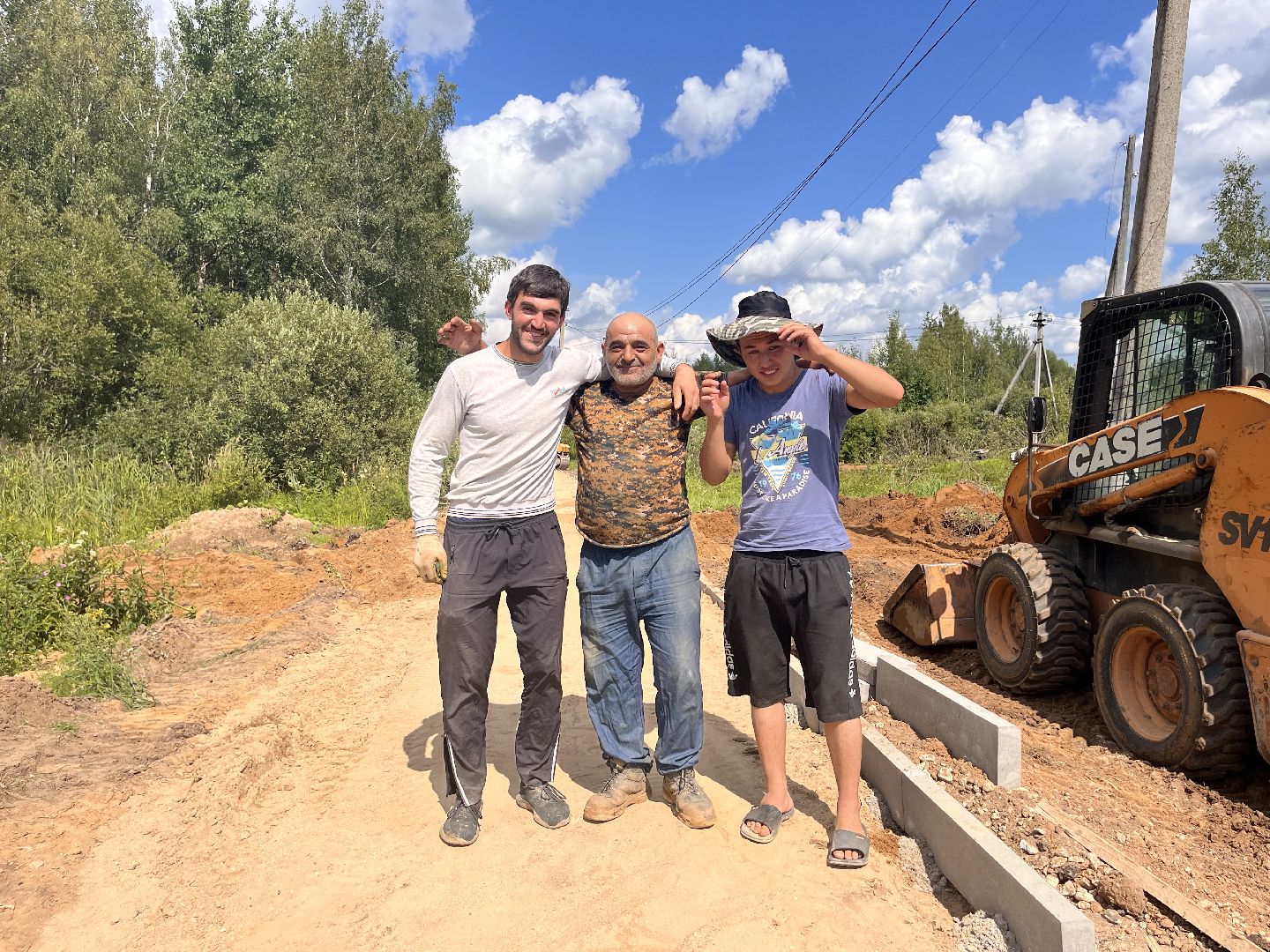 Дороги, асфальт, народные тропы