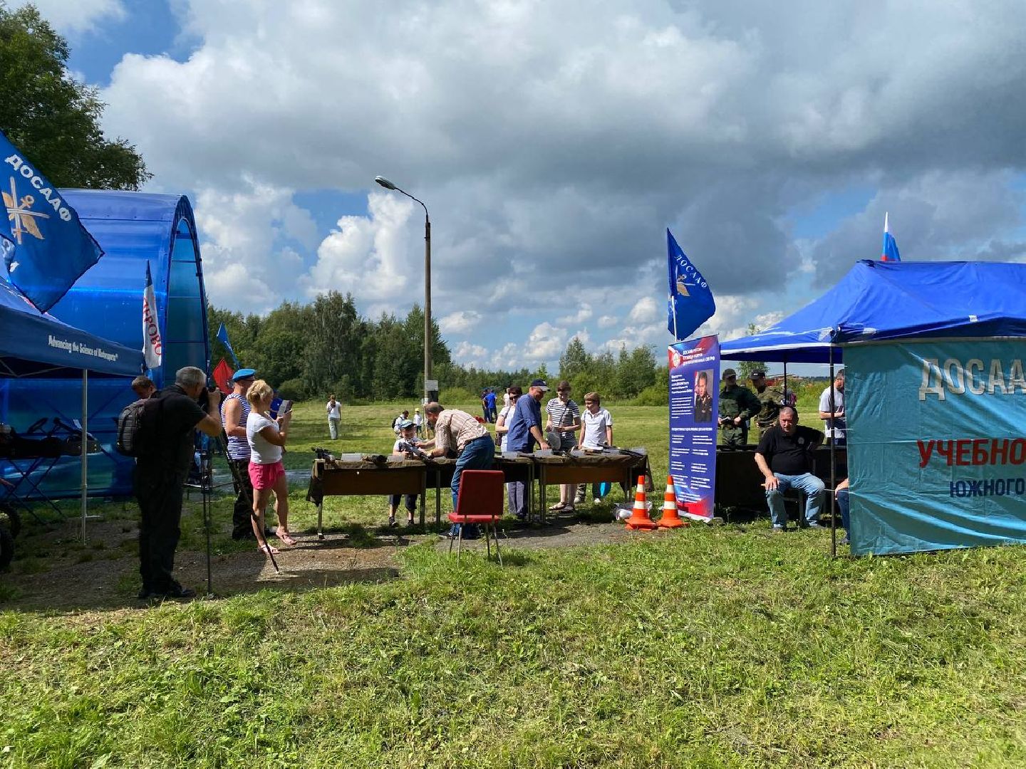 Чехов, ВДВ, праздник, аэроклуб, ДОСААФ